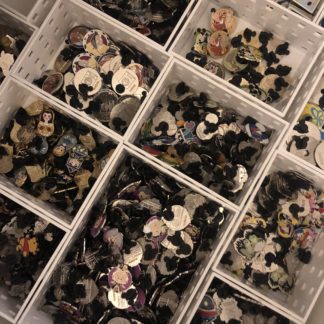 ✨10 Pin - Disney Pin Grab Bag✨ - 100% Authentic